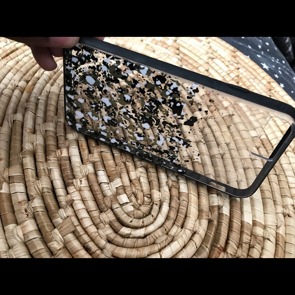 iPhone 6 case - Picture 3 of 3
